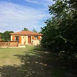 Holiday home Maison Avec Piscine Sans Voisinage A 4km De La