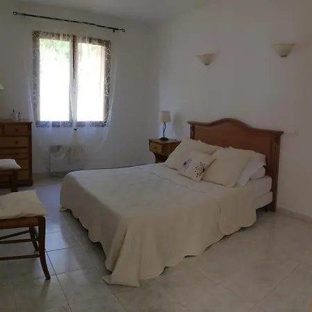 Maison Avec Piscine Sans Voisinage A 4km De La Canale-di-Verde