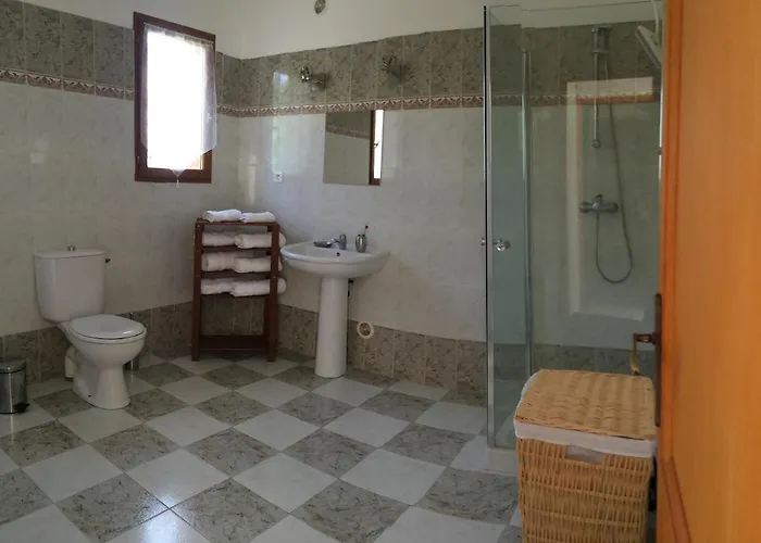 Vakantiehuis Maison Avec Piscine Sans Voisinage A 4km De La