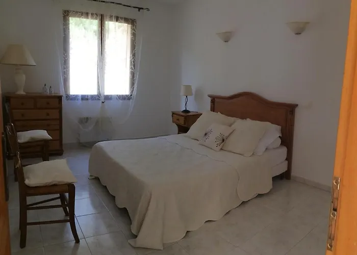 Maison Avec Piscine Sans Voisinage A 4km De La Canale-di-Verde